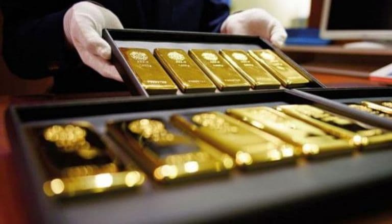 تراجع الذهب العالمي مع توقعات الفائدة