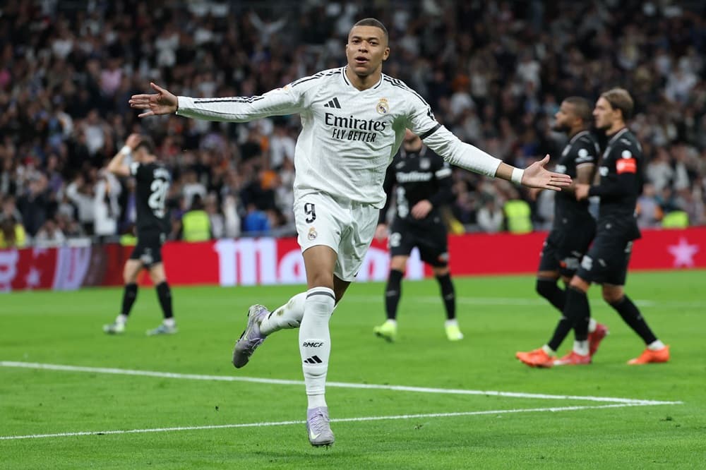 ريال مدريد يتفوق على شالكة في مباراة ودية