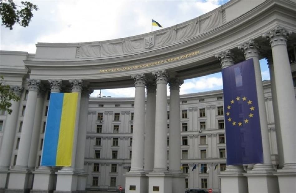 Kyiv and Sofia Tensions Rise Ukraine Denies Drone Attack Near Pipeline