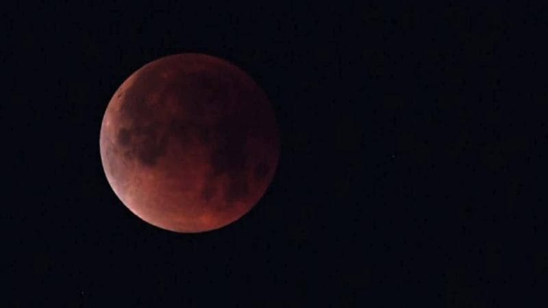 Deep partial lunar eclipse observed in Arab skies