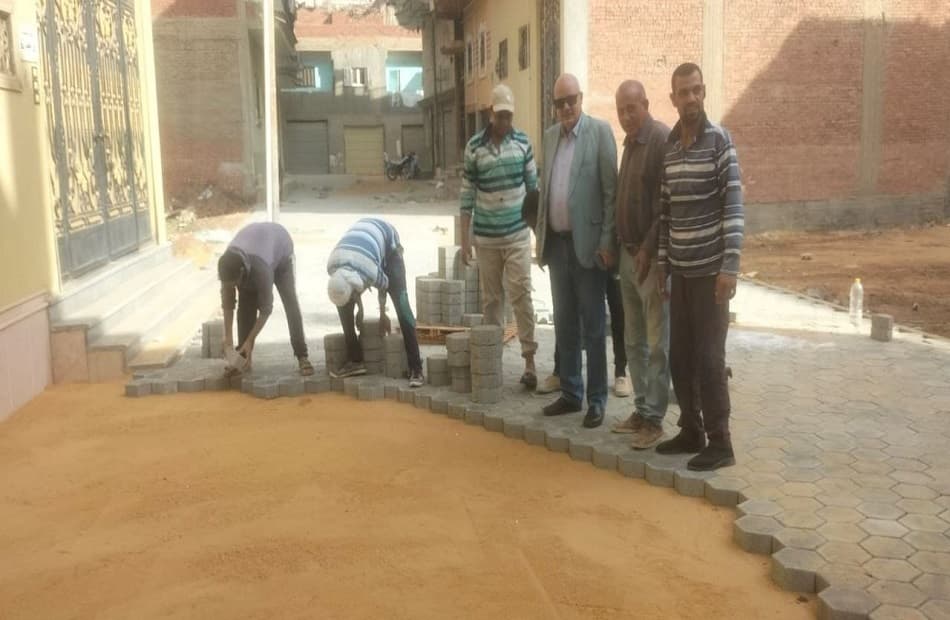 Al-Husseiniya streets repaved in Ash Sharqiyah
