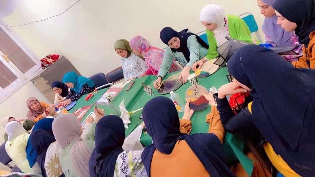 أسيوط تنظم ورشة لصقل مهارات الفتيات