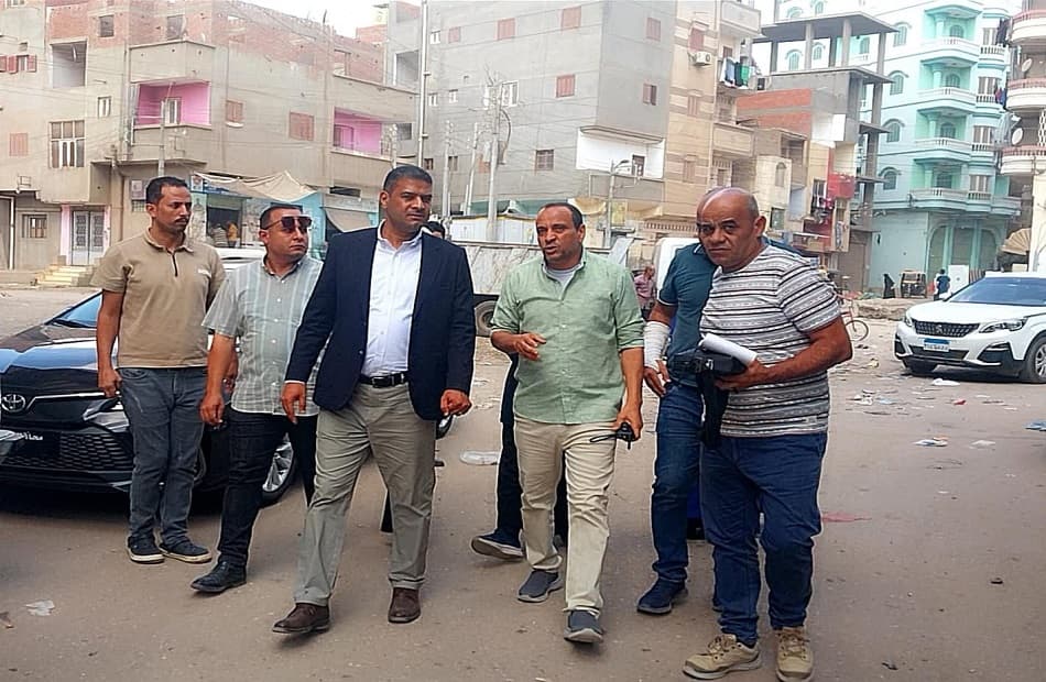 نائب محافظ الدقهلية يراجع مشروعات دكرنس