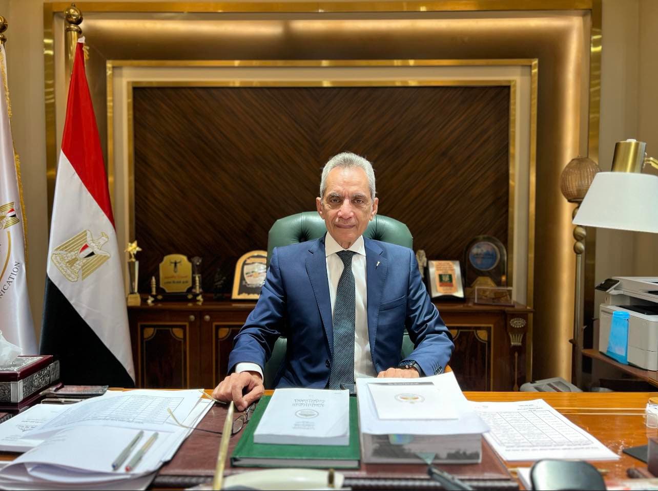 وزير المجالس يهنئ السيسي بالمولد