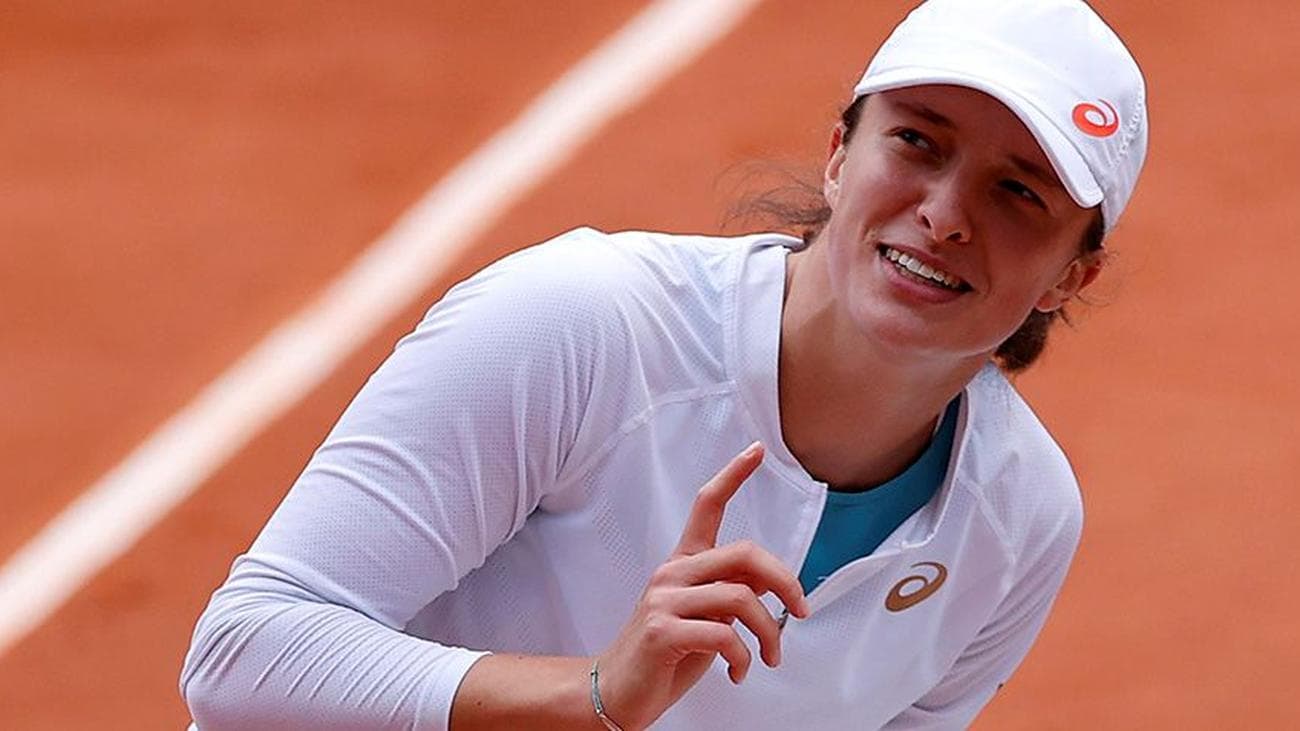 Beijing: Shifountek Ties Serena to Quarterfinals