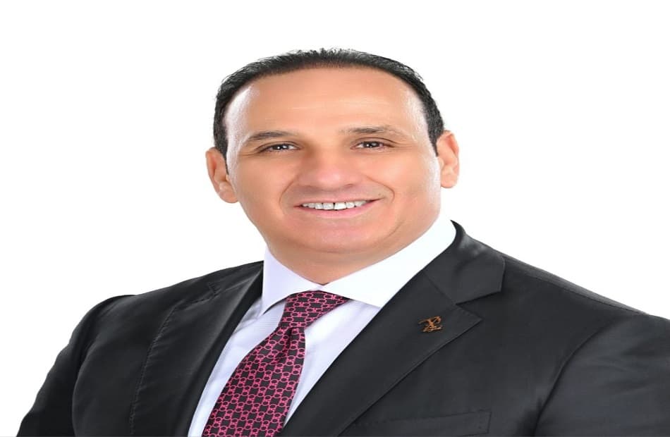 أمين مساعد حماة الوطن بالجيزة يدعو لتشريع ضد فوضى السوشيال ميديا
