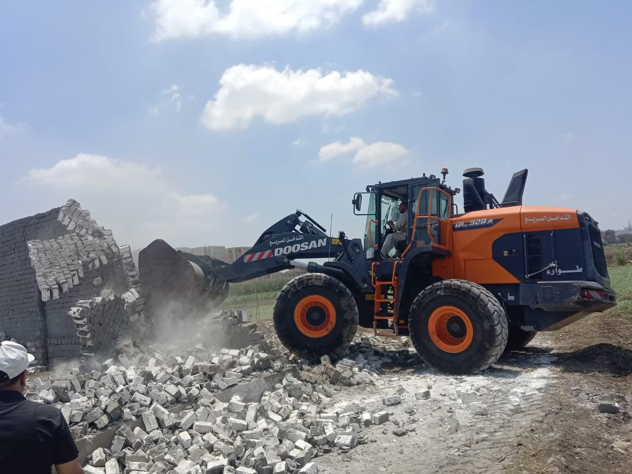 Beheira clears 1640 land encroachments