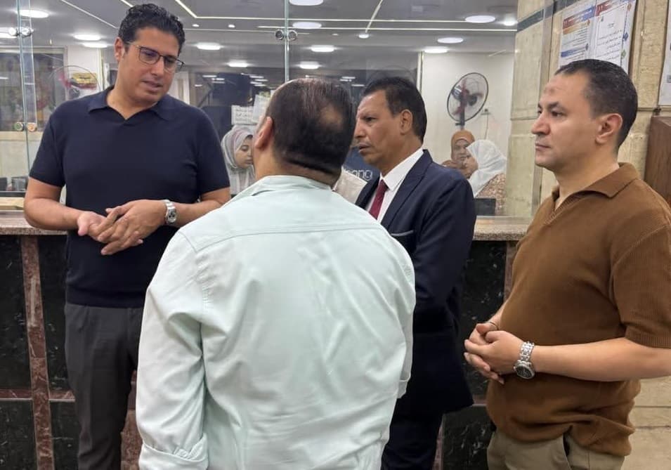 Cairo Deputy Governor oversees illegal building removal