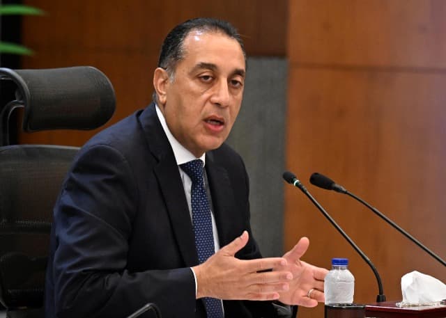 PM oversees 2027 census plans