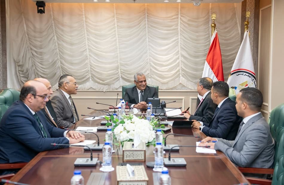 Minister of State for Military Production Meets Thales on Communication Tech Localization