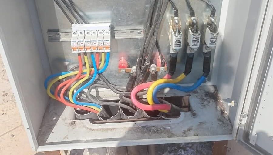 بورسعيد تشن حملة لمكافحة سرقة الكهرباء