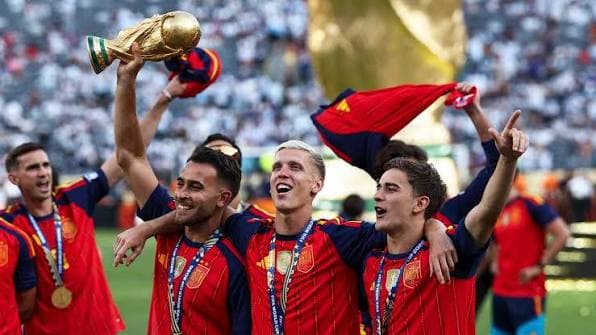 Argentine Valco Lopez lauded for World Cup stance