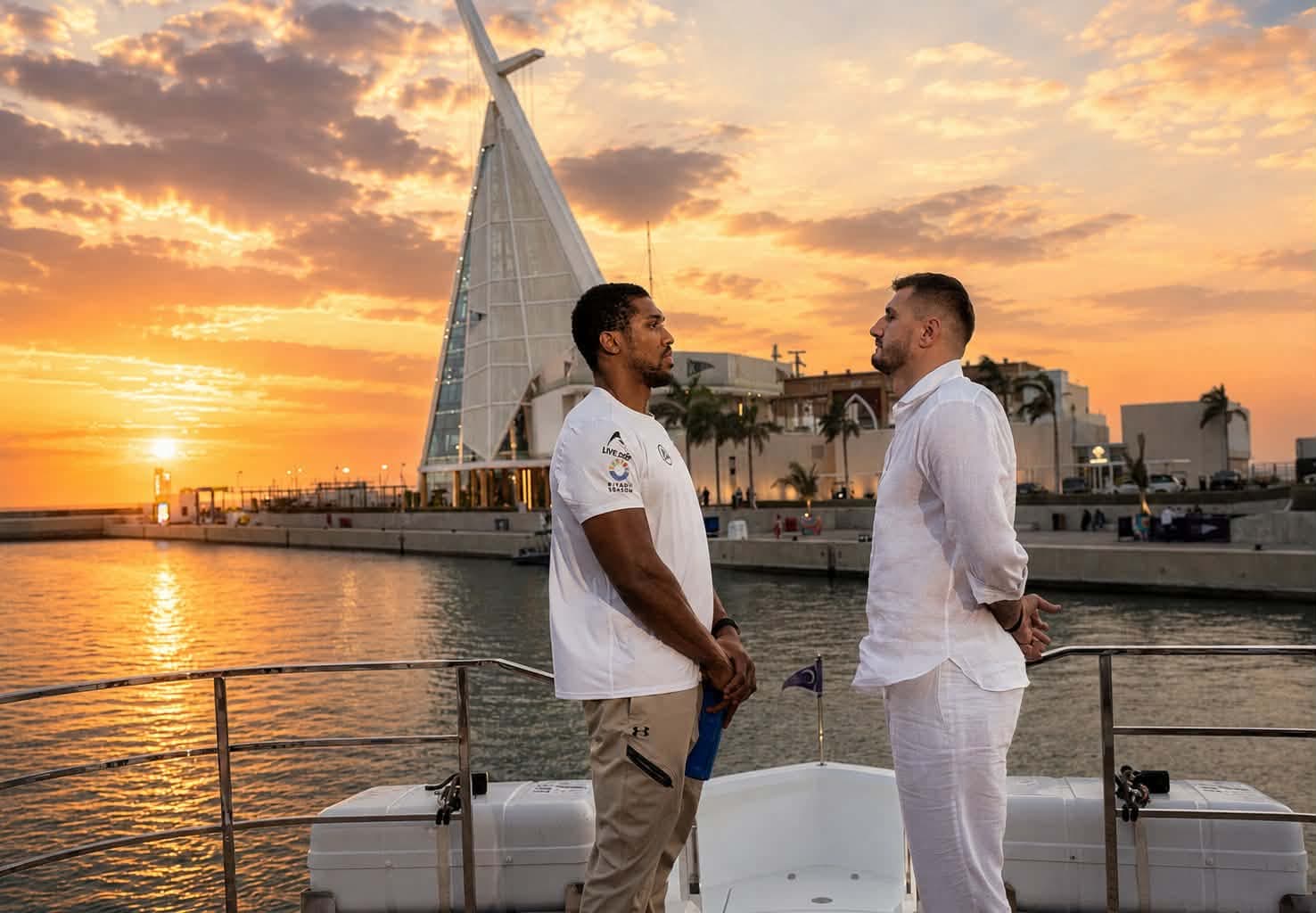 ملاكما مصر يشاركان في أمسية جدة