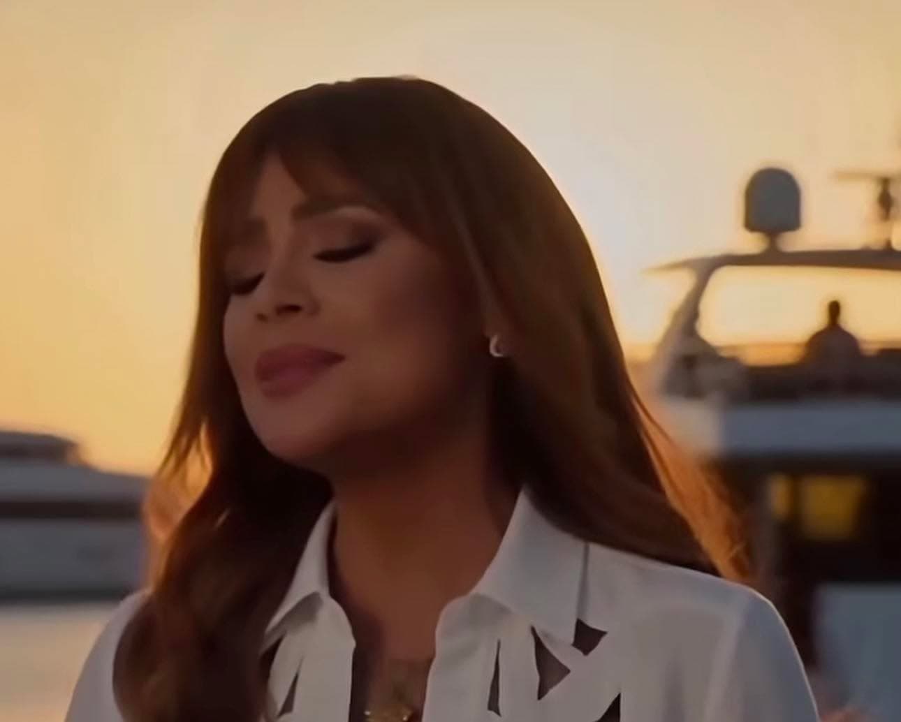 كارول سماحة تكشف عن أغنيتها الجديدة «يا حظي» ورؤيتها للذكاء الاصطناعي