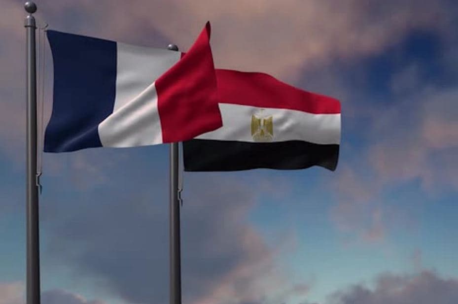 فرنسا تؤكد دعمها لأمن مصر وسلامة أراضيها