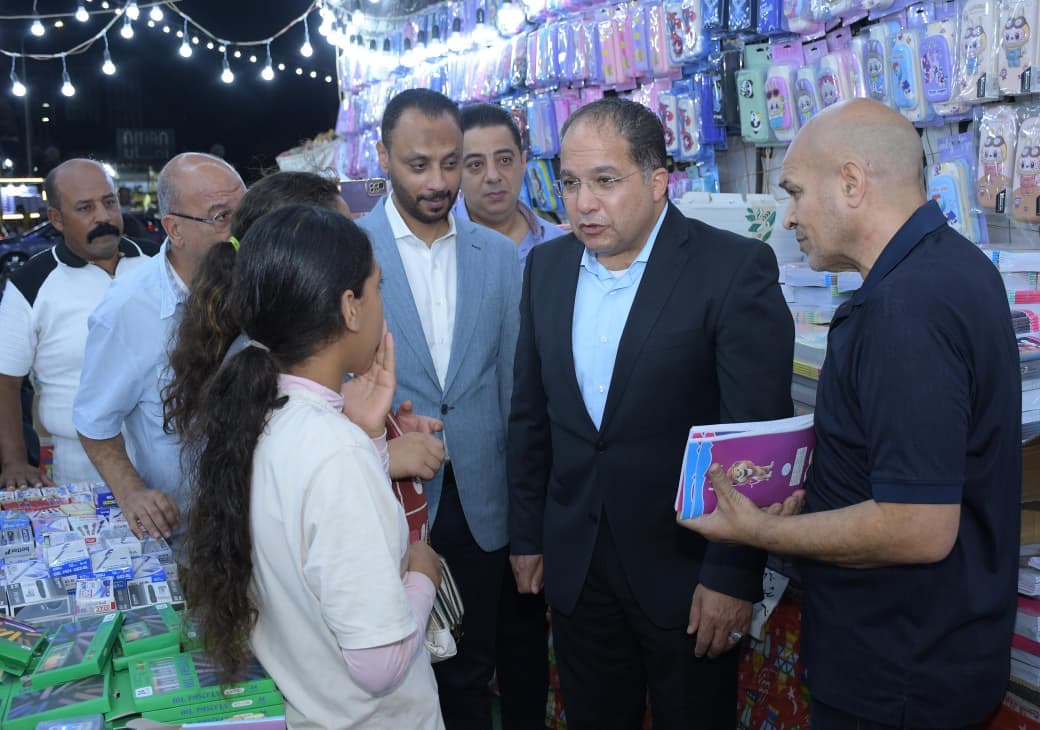 معرض مستقبل وطن للأدوات المدرسية في بورسعيد يقدم خصومات