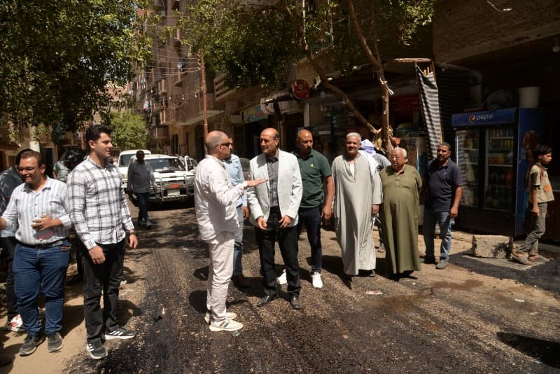 محافظ أسيوط يتابع تطوير شارع سيد