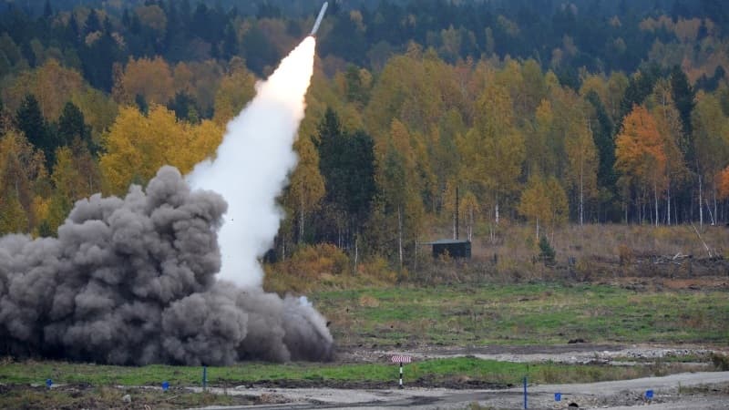 Russian strikes hit Ukrainian sites in Chernihiv