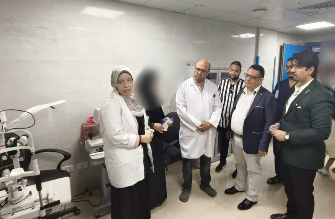 Sohag Health Agent Oversees Staff at Saqulta Hospital