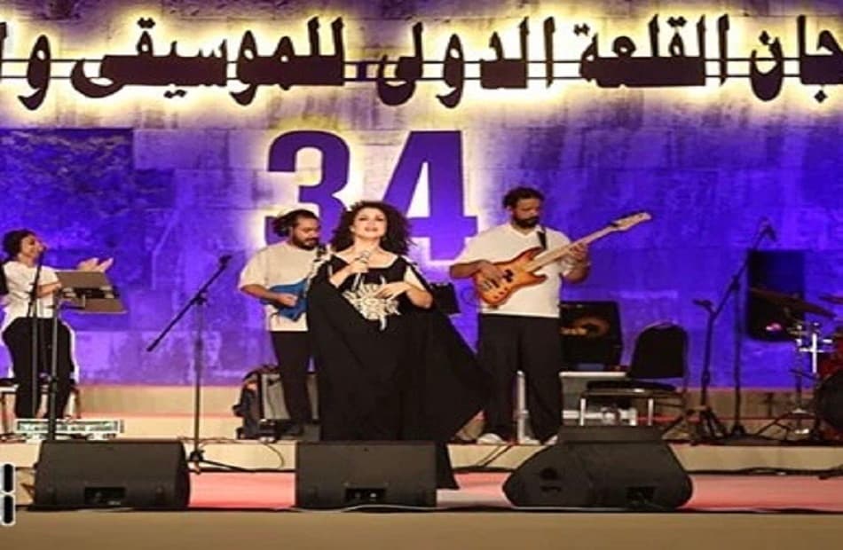 نسمة محجوب في مهرجان القلعة بأغاني وردة