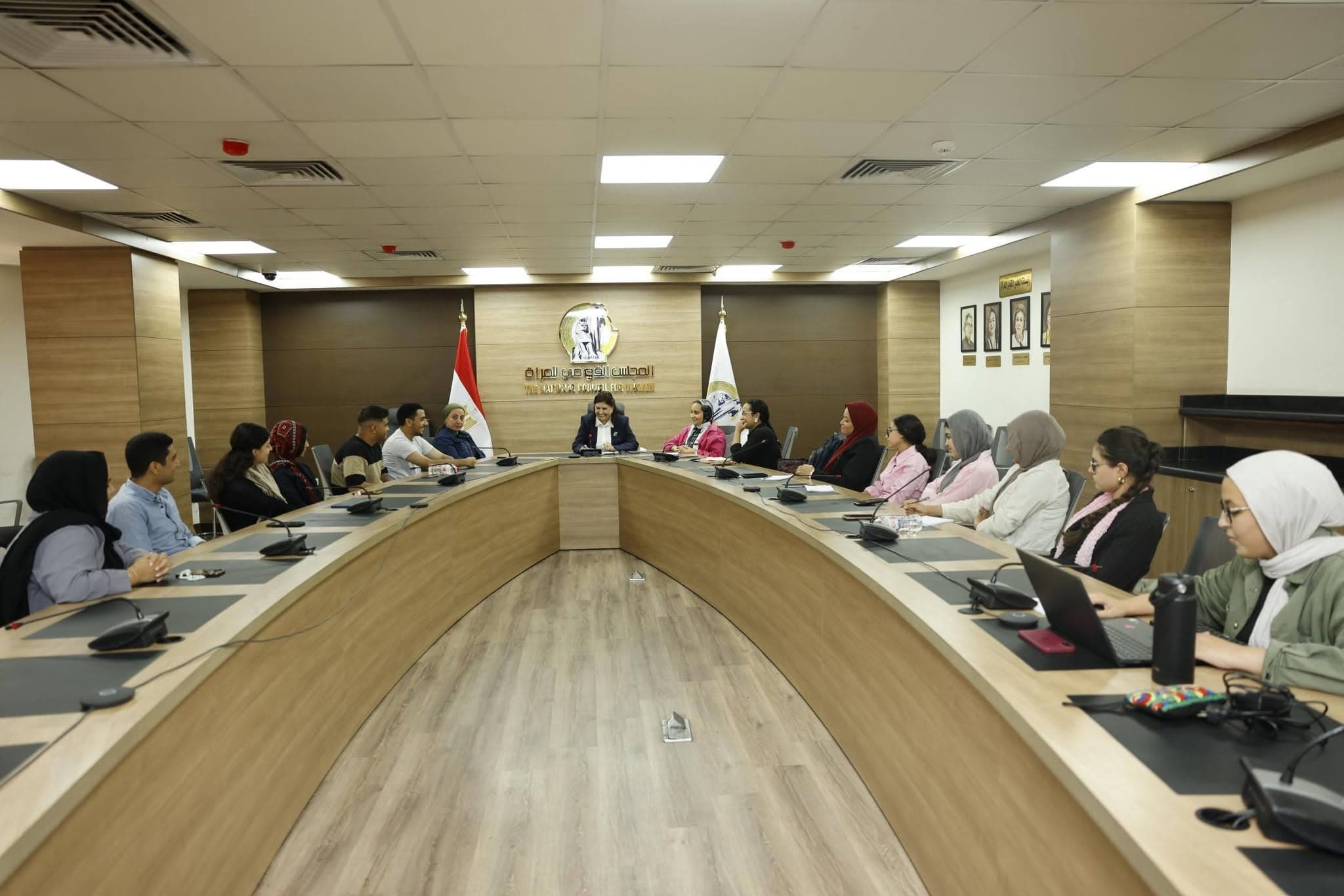 المجلس القومي للمرأة يشرح التمكين للطلاب