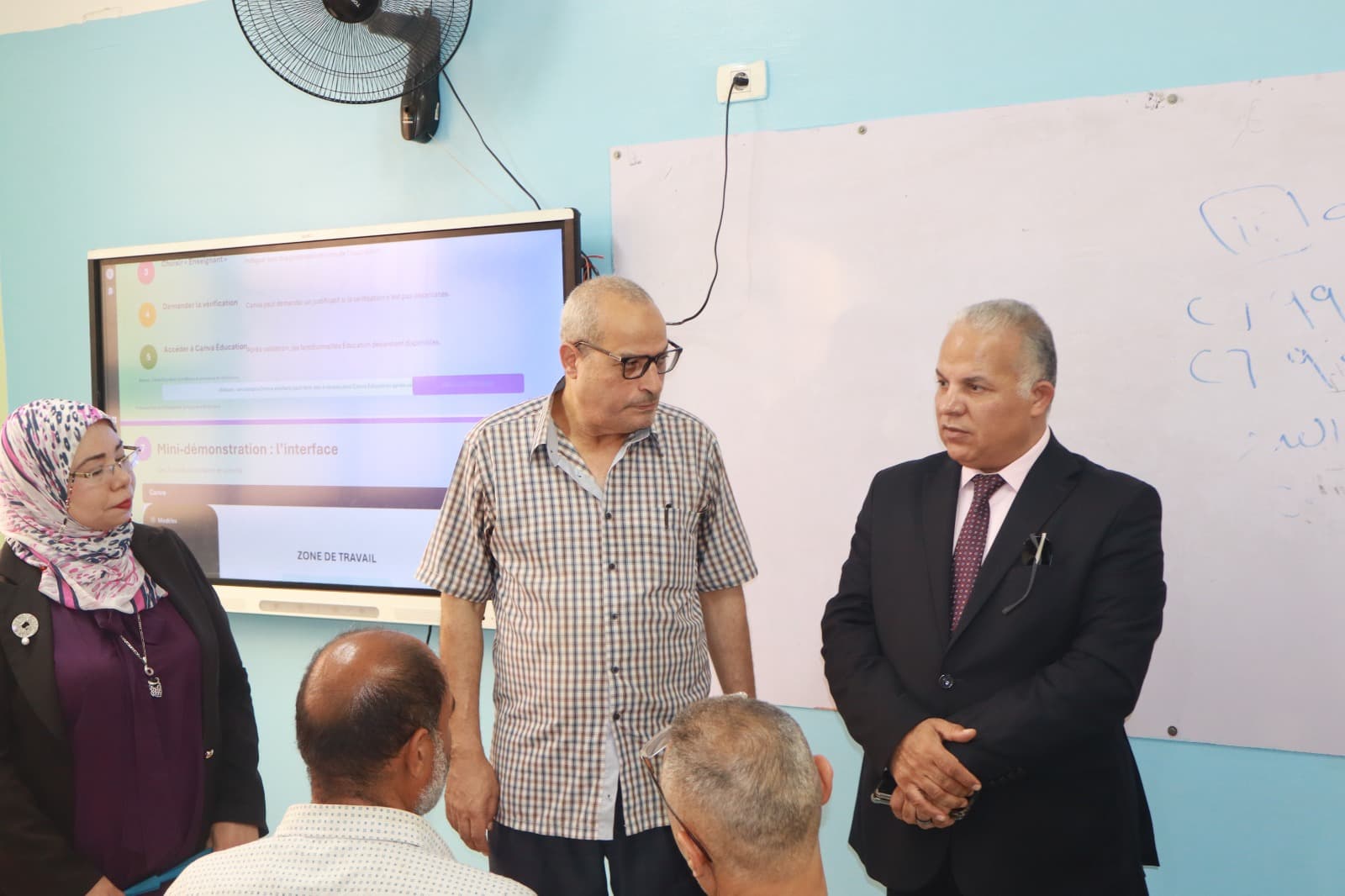 تدريب معلمي الفرنسية على منهج البكالوريا في غرب المنصورة