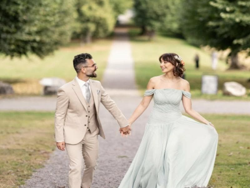 Faya Younan Engaged to Sargon Hirmiz