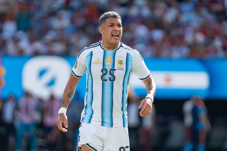 Leverkusen Signs Medina from Marseille