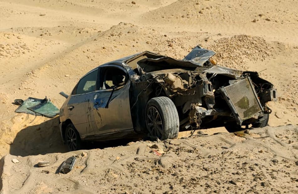 12 Injured in Car-Van Crash in Suez