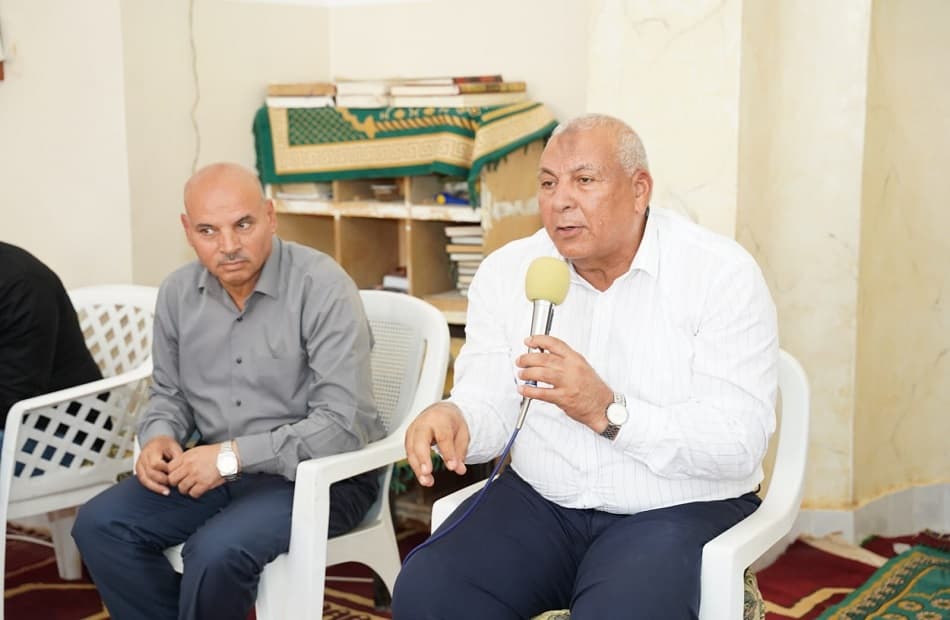 Marsah Governor prioritizes water line operation and aids Um Al-Rakhm with transport