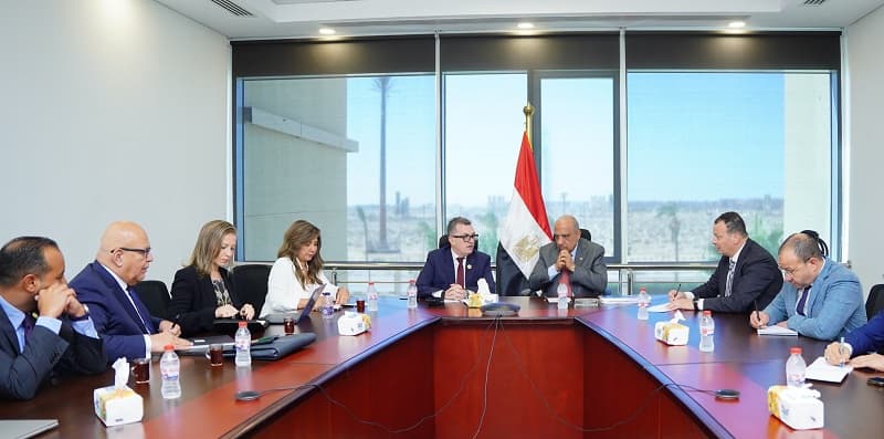 Planning Minister Collaborates on Funding for New Projects