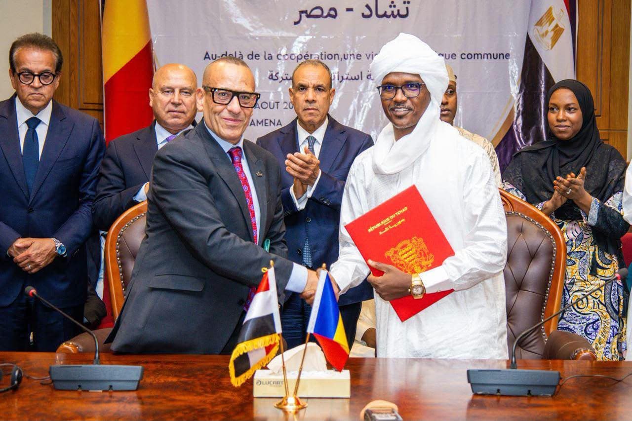 مصر وتشاد يعززان التعاون في الطيران