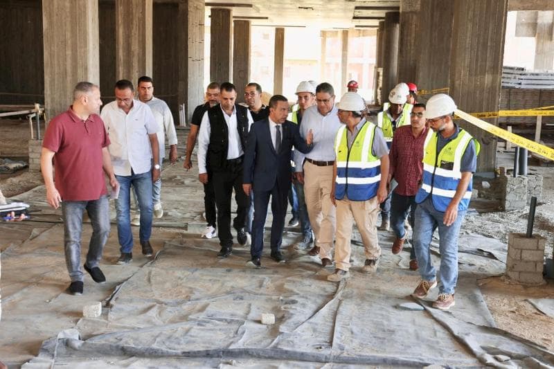 Menoufia Governor Visits New Martyrs Hospital
