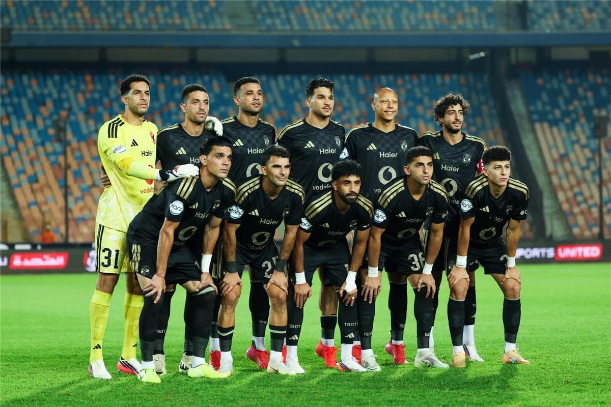 أفشة يعود في قائمة الأهلي لمواجهة سموحة
