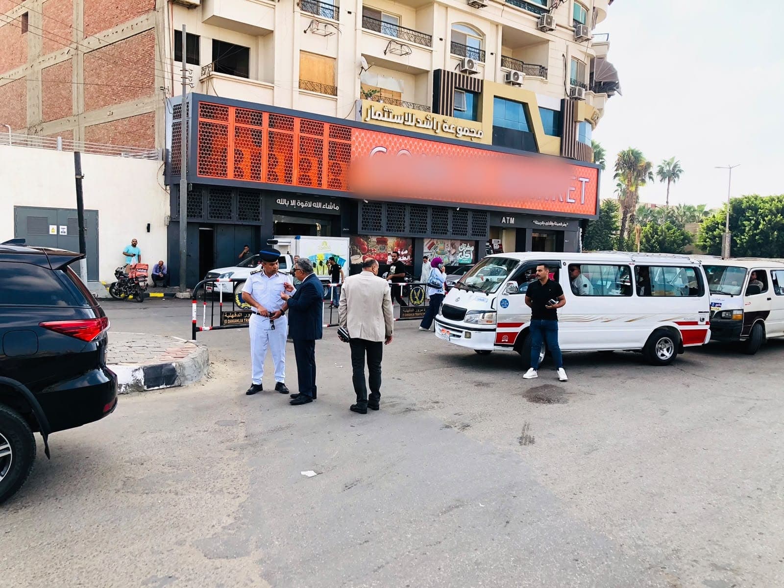 Minibus boarding at Mansoura parking