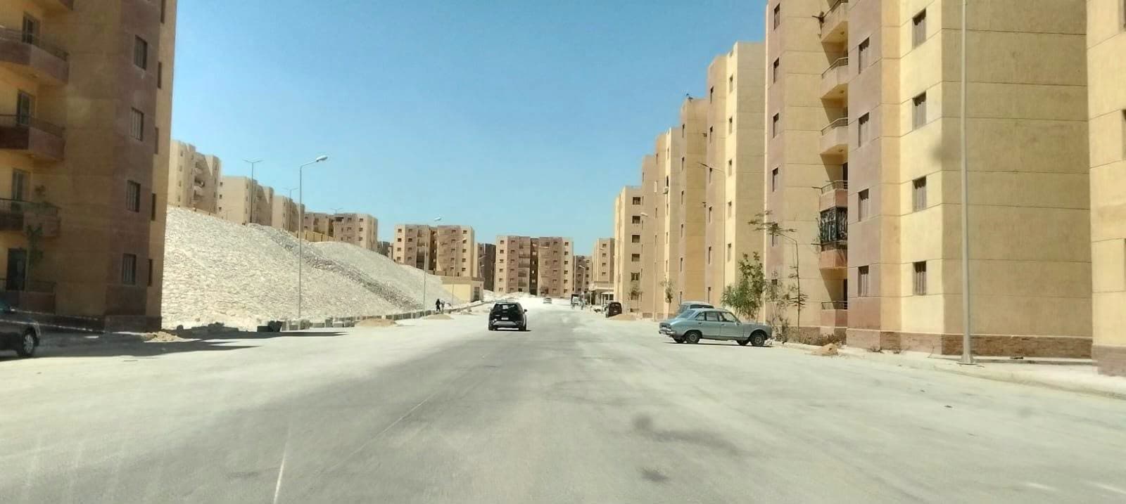 Housing Minister Oversees City Developments