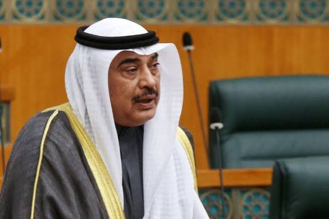 ولي العهد الكويتي يؤكد على حرية الملاحة