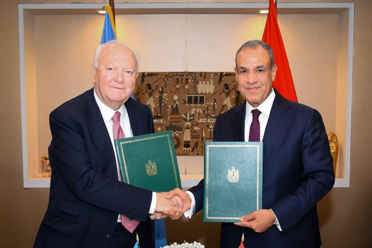 Foreign Minister Signs UN Civilizations Pact