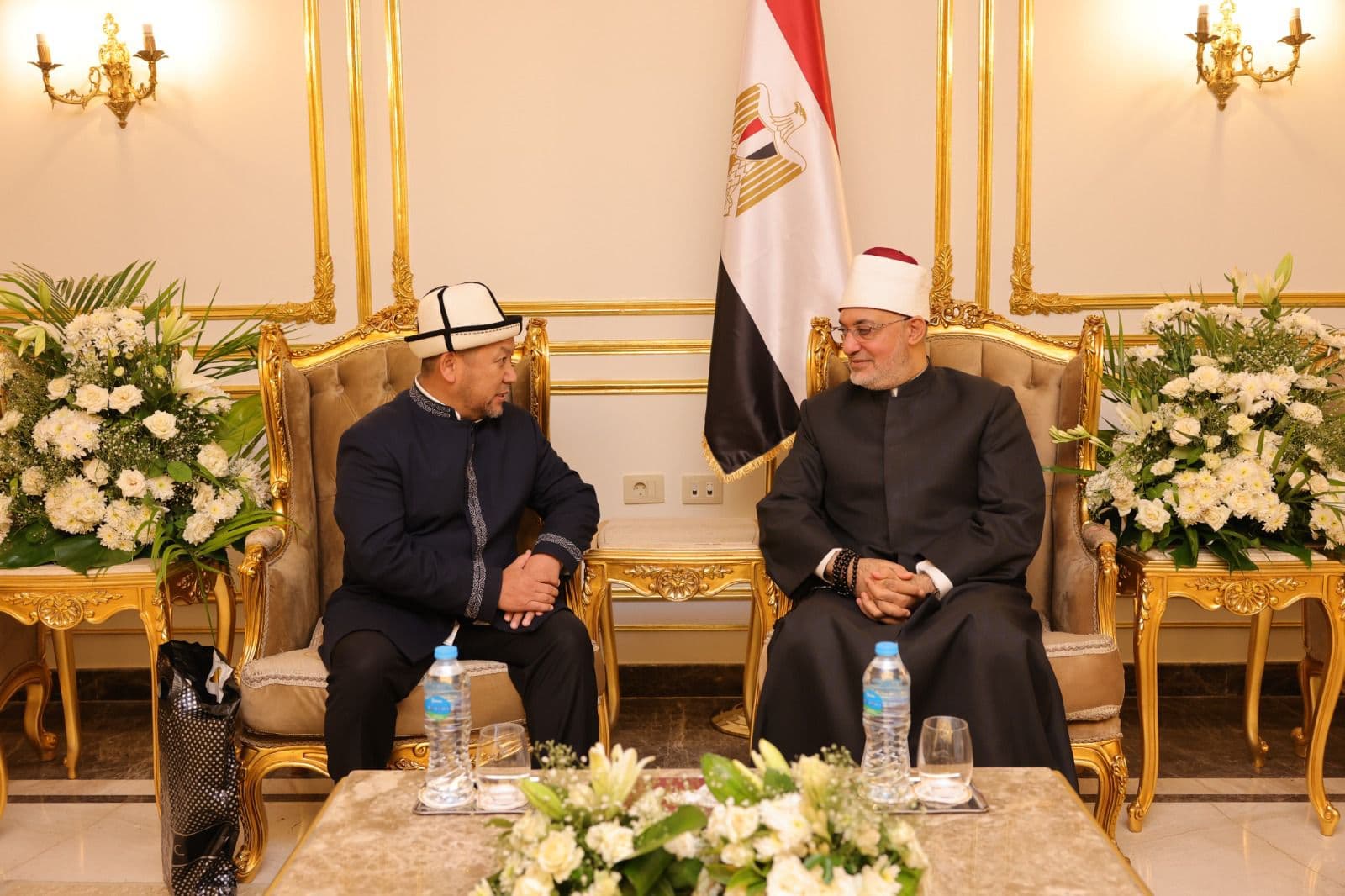 Grand Mufti Meets Kyrgyzstan Religious Leader on Extremism