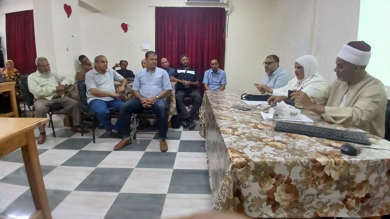 بدء ورش نقل أثر التدريب لموجهي العربية البحر الأحمر