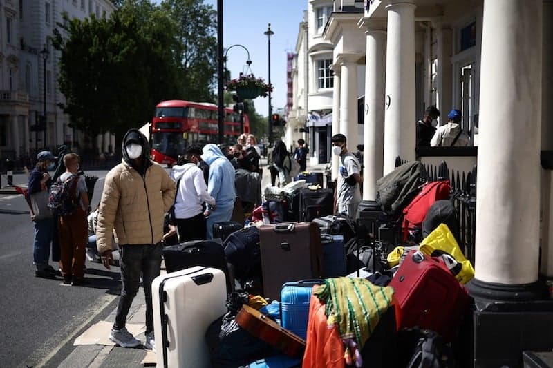 Refugee Status Cancelled for Syrian Surgeon in UK