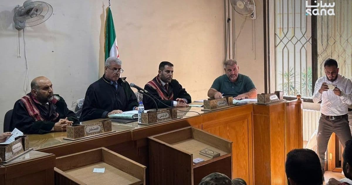 إعدام وسجن لعناصر من الجيش في سوريا