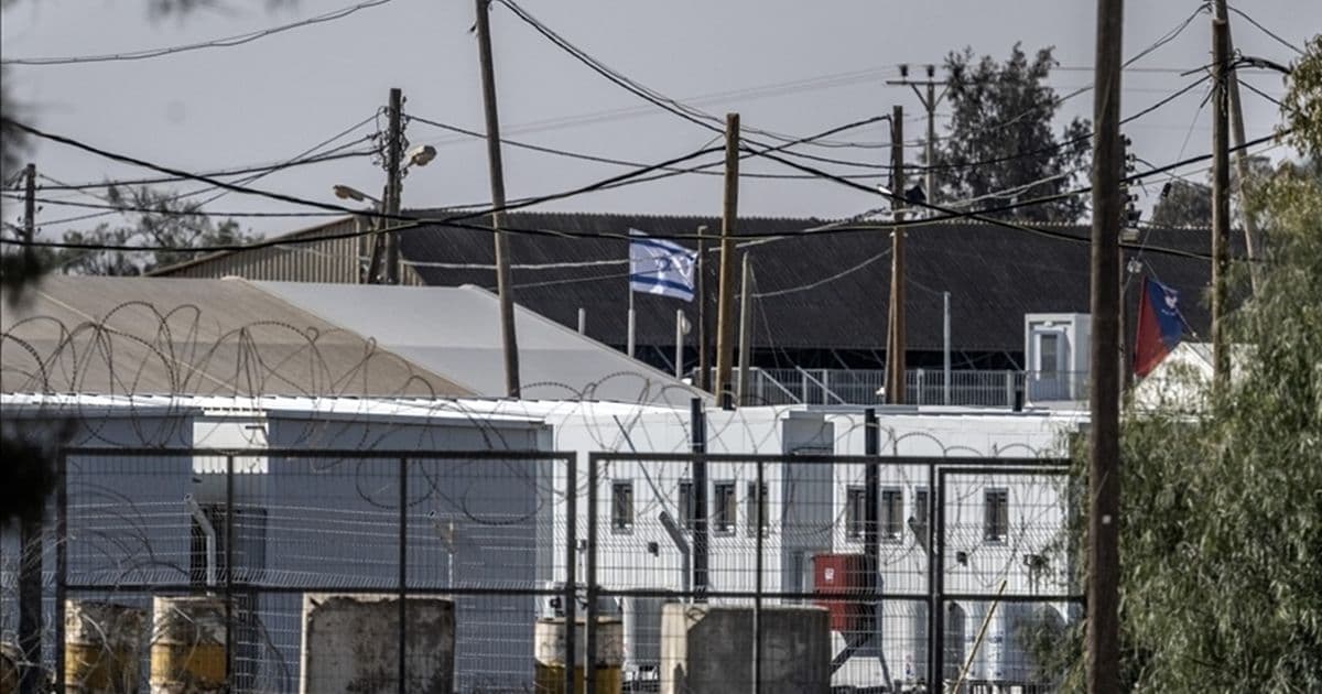 الاحتلال يسمح بزيارات أسرى فلسطينيين مجددًا