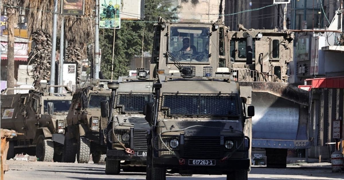 الاحتلال يحشد قوات من غزة ولبنان