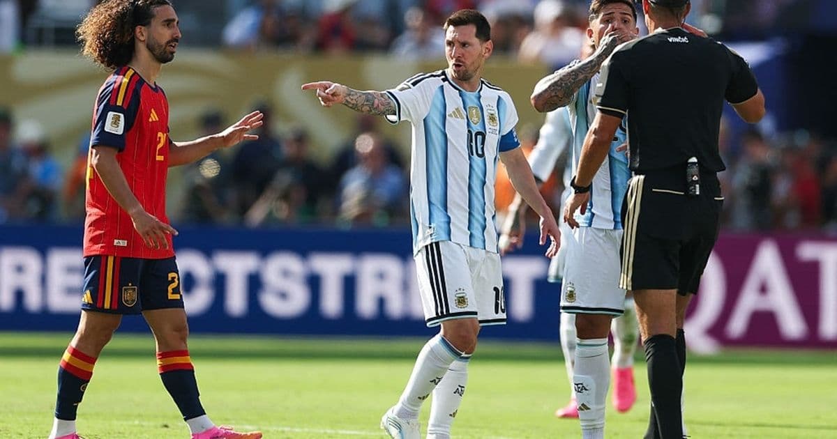 Criticism of Messi's conduct with Kokorella