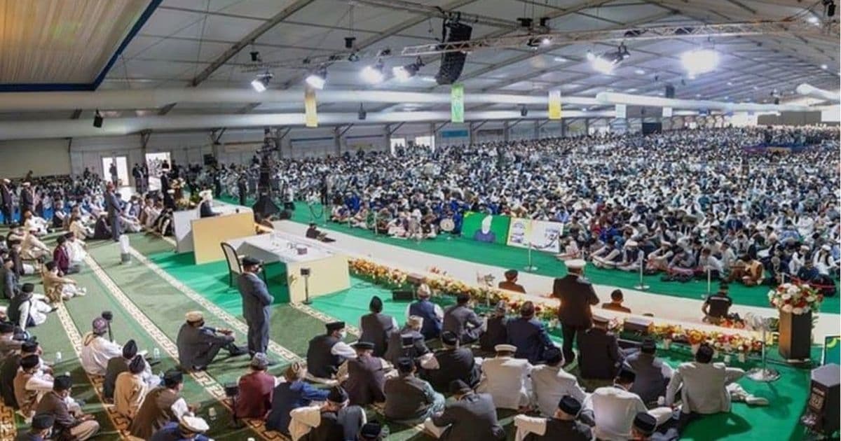 Ahmadiyya Journey: Doctrine and Politics
