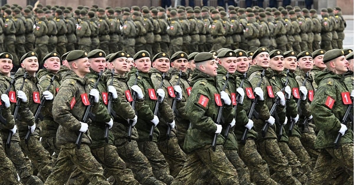 Putin approves expansion of Russian army