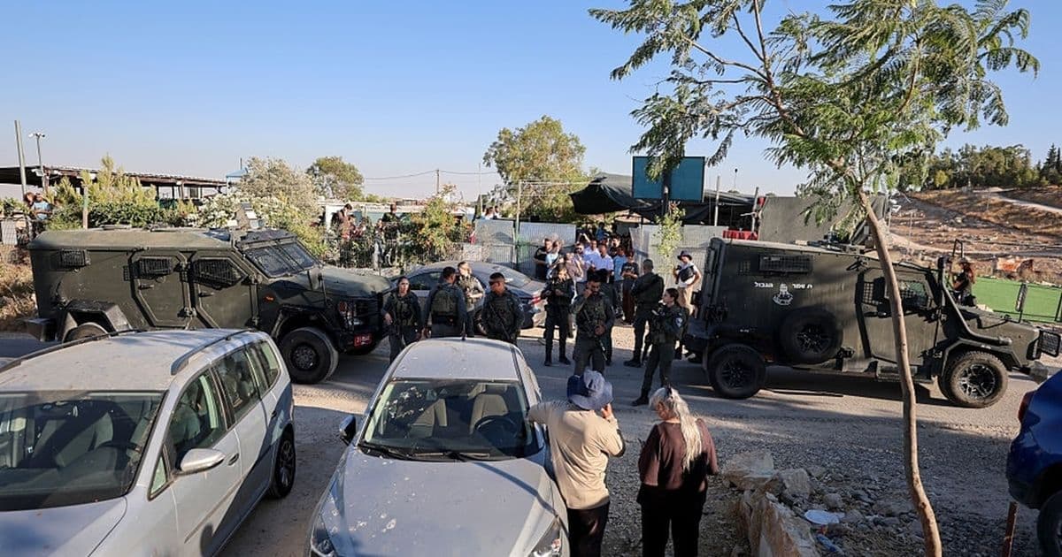 Jenin settlement expands homes turn military in Tell