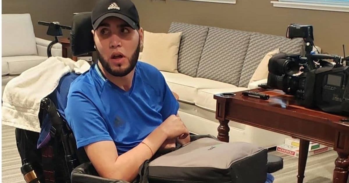 وفاة الملاكم كولون بعد 11 عاما من الشلل