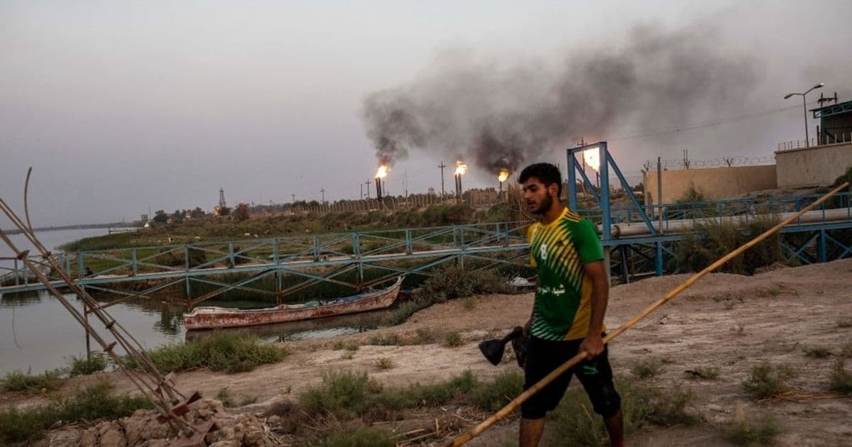 العراق يجري قرعة توظيف في البصرة